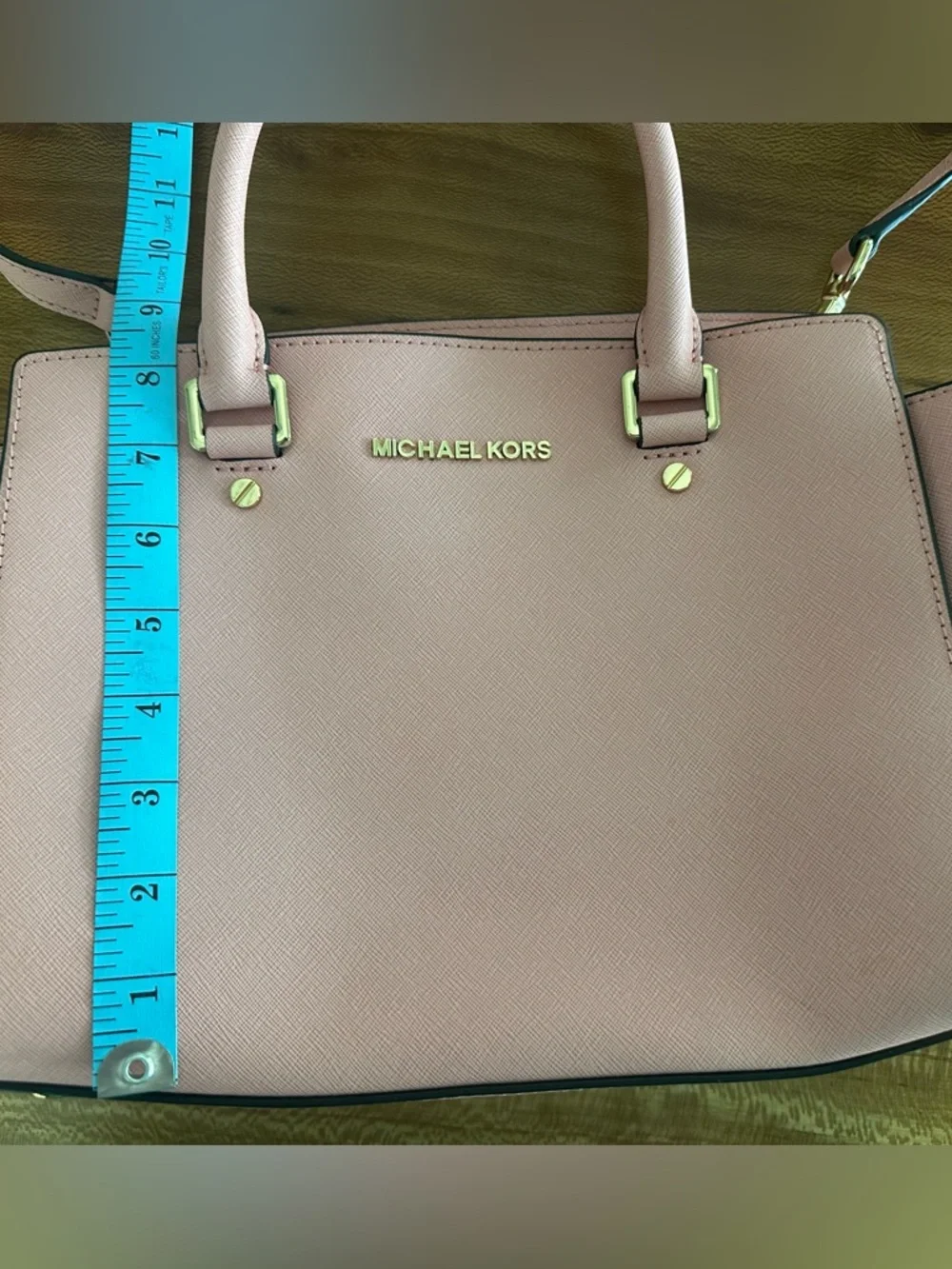 NWOT Michael Kors Pink Saffiano Tote with Gold Hardware - Picture 8 of 10